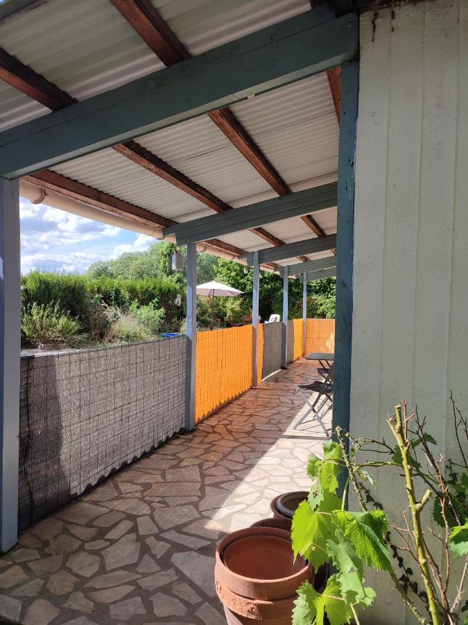 Chalet dans la Foret....Adorable 1 bedroom chalet surrounded by woodland Pressignac Extérieur photo